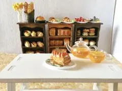 【ミニチュア スイーツ】爽やかオレンジのロングデニッシュ。