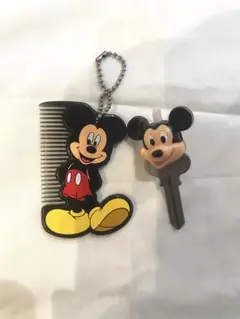 ディズニー　ミッキーマウス　レトロ　キーホルダー　　キーチェーン　キートッパー☺︎