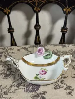 Item thumbnail for item 562aee1d-0a27-49c2-b035-bcbc4f572522