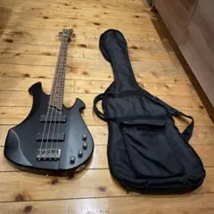 killer kumovi ベース 音出し確認済みだがジャンク品として出品 killer kumovi ベース 音出し確認済みだがジャンク品として出品