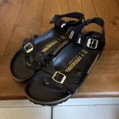 美品BIRKENSTOCK ブラック コンフォートサンダル