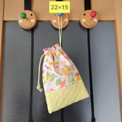 巾着♪小物整理袋♪コップ袋♪ハンドメイド♪切り替えキルティング♪ちょうちょ柄