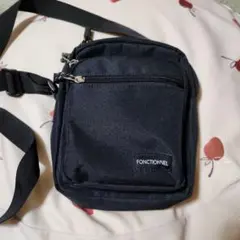 新品未使用FONCTIONNEL ブラックショルダーバッグ