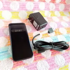 ②KYF37 GRATINA black 充電器セット 安心のメルカリ便配送