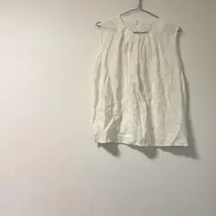 cloenc クロエンス ノースリーブシャツ 透け感 シンプル 金ボタン 上品