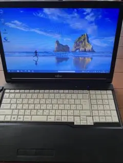 Fujitsu LIFEBOOK U7F0J8D ノートパソコン　価格変更