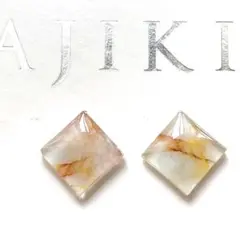 ハンドメイド　レジンピアス　271