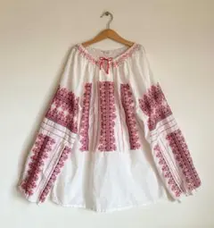 東欧 ルーマニア  ヴィンテージ　ナチュラル ハンドメイド　刺繍　民族衣装 東欧 ルーマニア ヴィンテージ ナチュラル ハンドメイド 刺繍