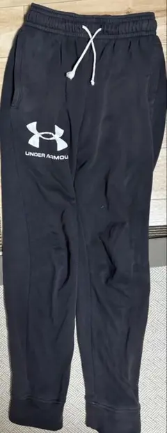 Under Armour スウェットパンツ 黒