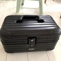 RIMOWA リモワ ステルス ビューティーケース 新品未商品 2025年最新】Yahoo!オークション -リモワビューティーケースの