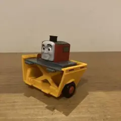 Item thumbnail for item 48ff6b28-25d4-442e-af92-4130d465af9a