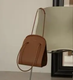 Amiur oval two type shoulder bag エミレ