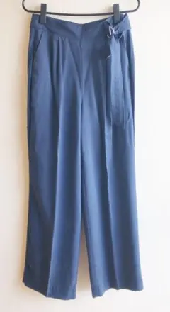 GAP 青みよりの紺 テロテロ素材 パンツ 8900円