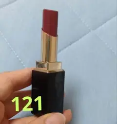 SUQQU　モイスチャーリッチリップスティック 121