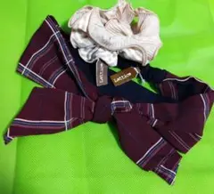 新品　チェックカチューシャ・ベージュシュシュセット