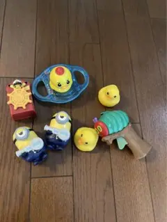 お風呂おもちゃセット　7点　アヒル隊長　はらぺこあおむし　ピカチュウ　ミニオン