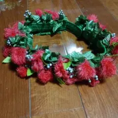赤い花冠 ヘアアクセサリー