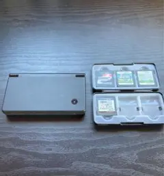 ニンテンドー DSi ブラック 本体u0026ソフトセット