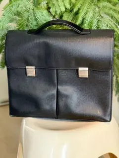 Item thumbnail for item 0e99e47e-6264-4181-874d-5e883db96416