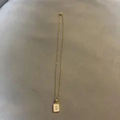イニシャルネックレス