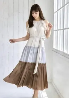 【未使用】herlipto Color Blocking Belted Long