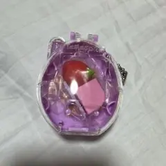 たまごっち ケースTamagotchi Collectibles いちごっち 紫