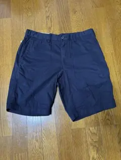 新品　ユニクロ ネイビー ショートパンツ　Mサイズ