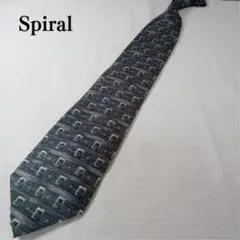 美品】スパイラル ネクタイ 濃い灰色 スクエア模様　幾何学模様 絹【n3397】