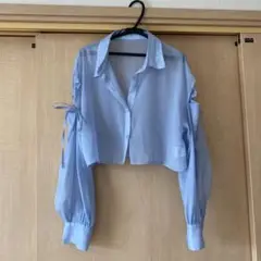 ライトブルー クロップドシャツ