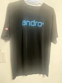 アンドロ　黒Tシャツ
