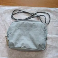 Skippack グレー サコッシュ