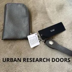 お値下げ不可です◉URBAN RESEARCH DOORS レザー　マルチポーチ