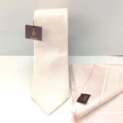 未使用＊TAKEO KIKUCHI ネクタイ＆ポケットチーフセット