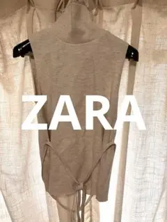 ZARA ハイネック タイトフィット ニットベスト