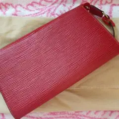 ⭐️極美品⭐️ヴィトン エピ ポシェットアクセソワール