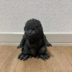 限定カラーのゴジラやメカゴジラのフィギュア「鎮座獣」がゲット