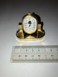 くまのバンクー　卓上ミニ時計