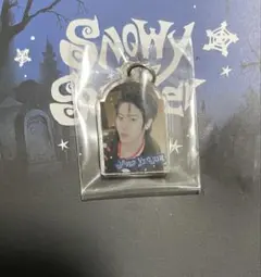 CLOSE YOUR EYES ヨジュンRANDOM ACRYLIC CHARM
