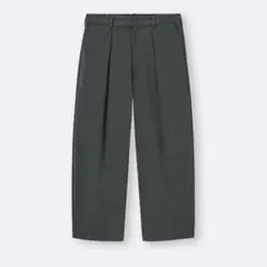 美品　GU ジーユー　バレルレッグスラックス　グレー
