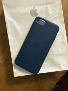 Apple心斎橋店購入 iPhone SE シリコンケース　アビスブルー