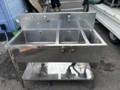 Item thumbnail for item 12a7bbe3-be32-49d3-9f0c-b566395f520c