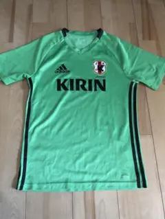 adidas Tシャツ 150㎝