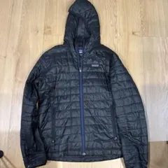 patagonia ブラック ナノ・パフ・フーディ S