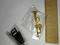 キラメキ楽器Crescendo　クレッシェンド　ガチャガチャ　トランペット