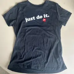 Nike ブラック Tシャツ Mサイズ