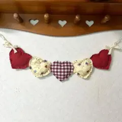 カントリー雑貨ハートのガーランド 赤チェック×赤無地×カントリー柄 ハンドメイド