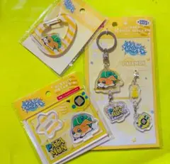 キャンドゥ デジモン パタモン アクリルキーホルダー アクスタ カラビナ