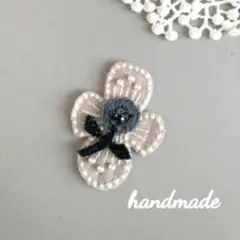 A 488 ミナペルホネン　ハンドメイド　symphonyブローチ