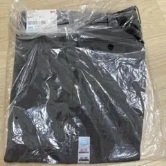 ユニクロ　MENS感動パンツグレイ82×85※新品・未使用※補正未