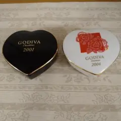 GODIVA ハート型小物入れ 2001 2004